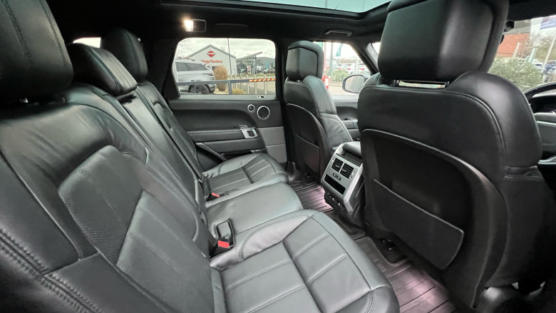 Land Rover Range Rover Sport 2.0 P400e HSE Dynamic 5dr Auto Estate